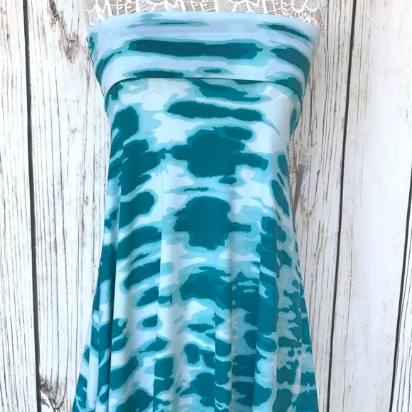 LulaRoe Small Azure Tye Dye!❤️❤️❤️ - Picture 1 of 2